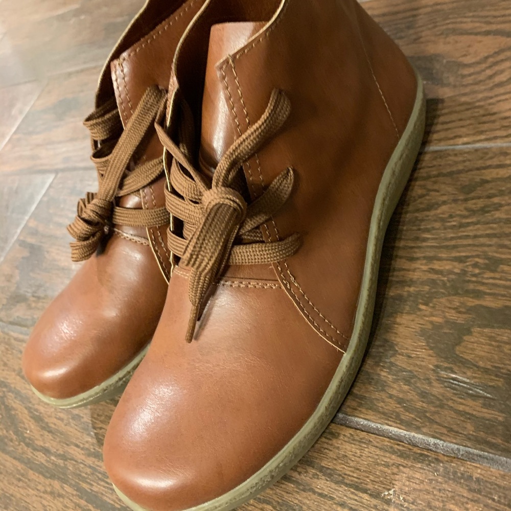 Handmade leather booties